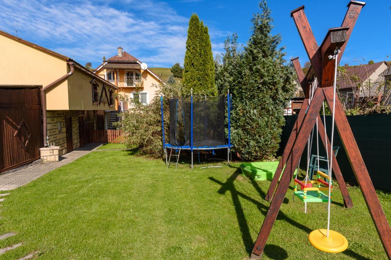 Bešeňová Apartman Elegant 2 מראה חיצוני תמונה