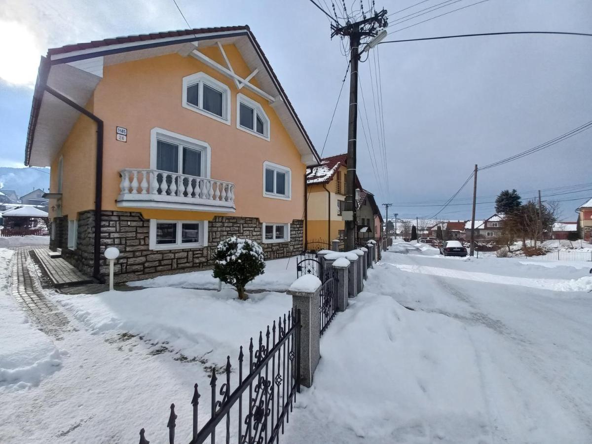 Bešeňová Apartman Elegant 2 מראה חיצוני תמונה
